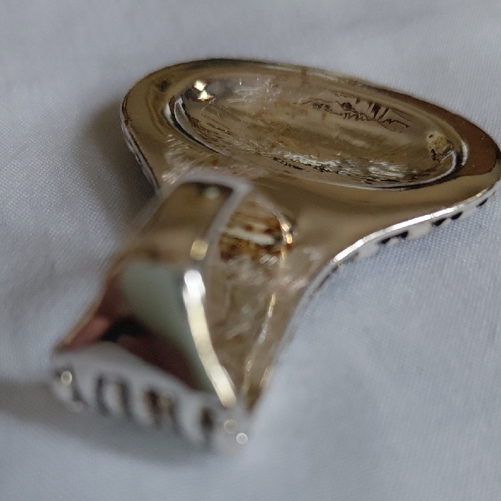 Elegant Silver and Red Pendant - Picture 7 of 8